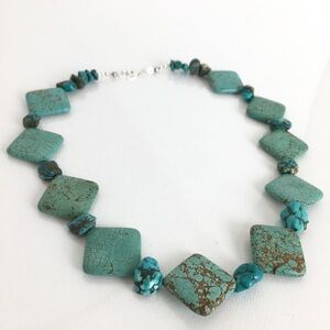 Women’s Turquoise Stone Beaded Necklace Brown Vane Handmade Chunky Western Boho